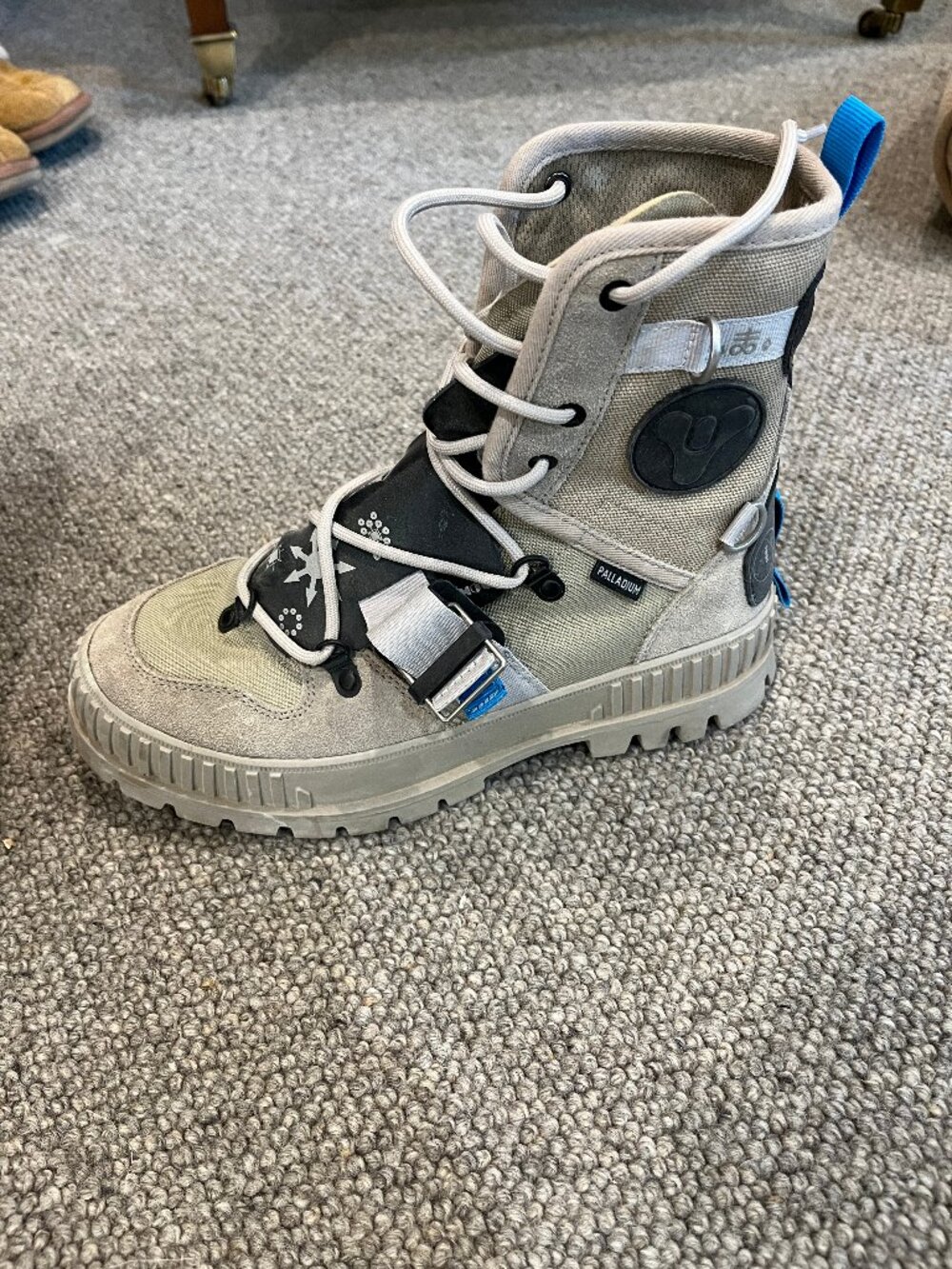 Palladium Tan Canvas Boots
